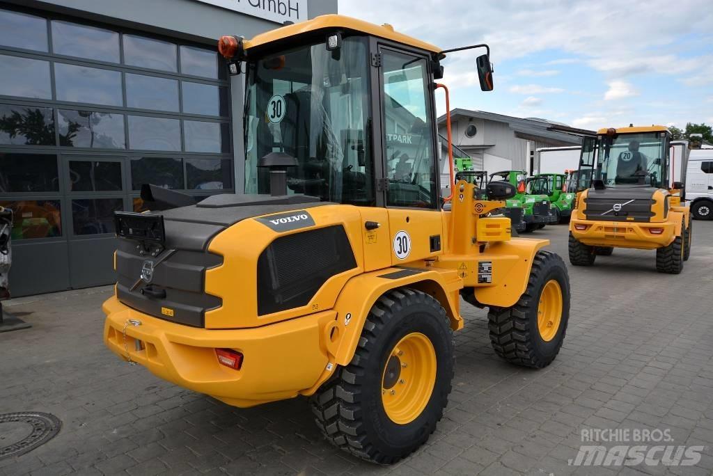 Volvo L 35 HS Pale gommate