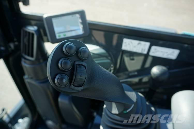 Airman AX 26 U-7 Miniescavatori