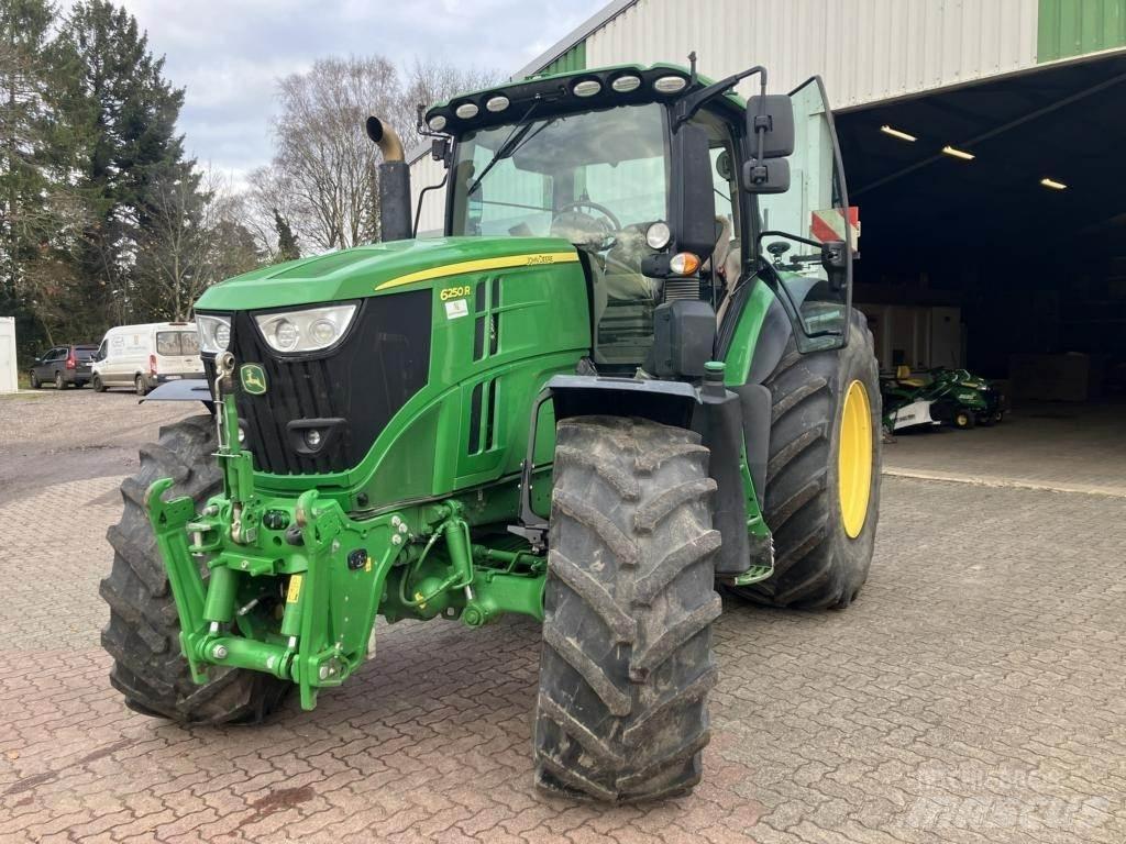 John Deere 6250R Trattori