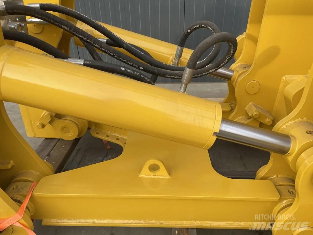 Komatsu D85 Scarificatori