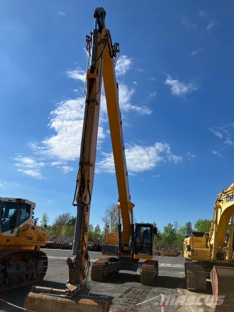 Liebherr R936 Escavatori cingolati