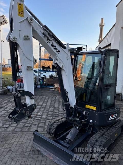 Bobcat E 27 Miniescavatori