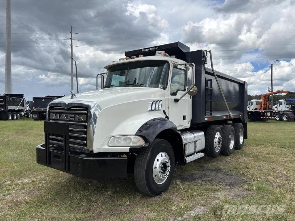 Mack GRANITE GU813 Camion ribaltabili