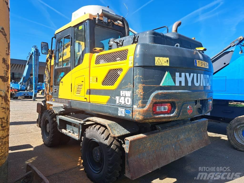 Hyundai HW140 Escavatori gommati