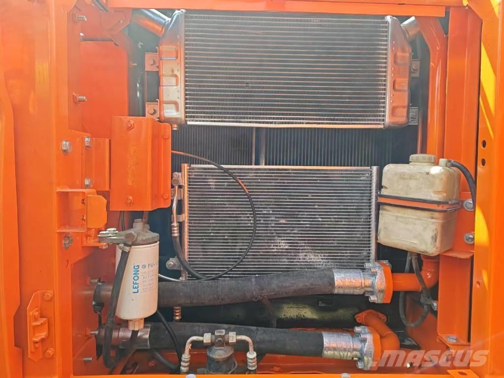 Doosan DX 225 LC-9c Escavatori cingolati