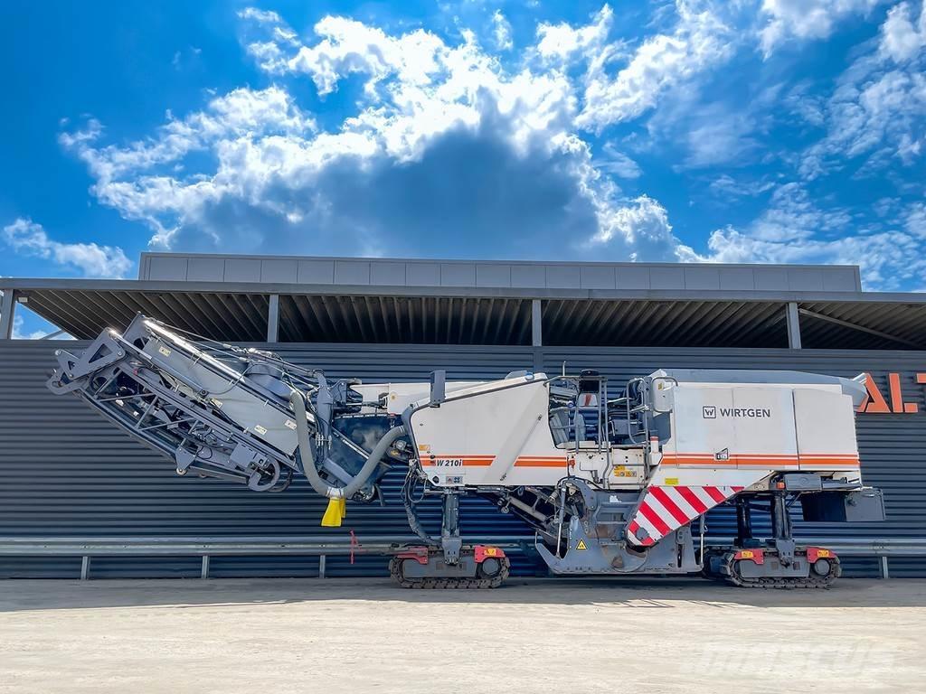 Wirtgen W 210 I Fresa a freddo per asfalto