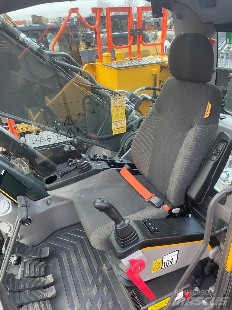 Volvo EC250EL Escavatori cingolati