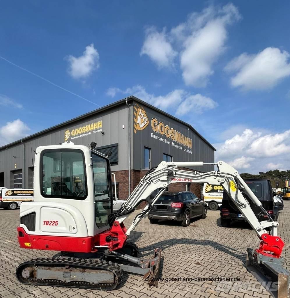 Takeuchi TB 225 Miniescavatori