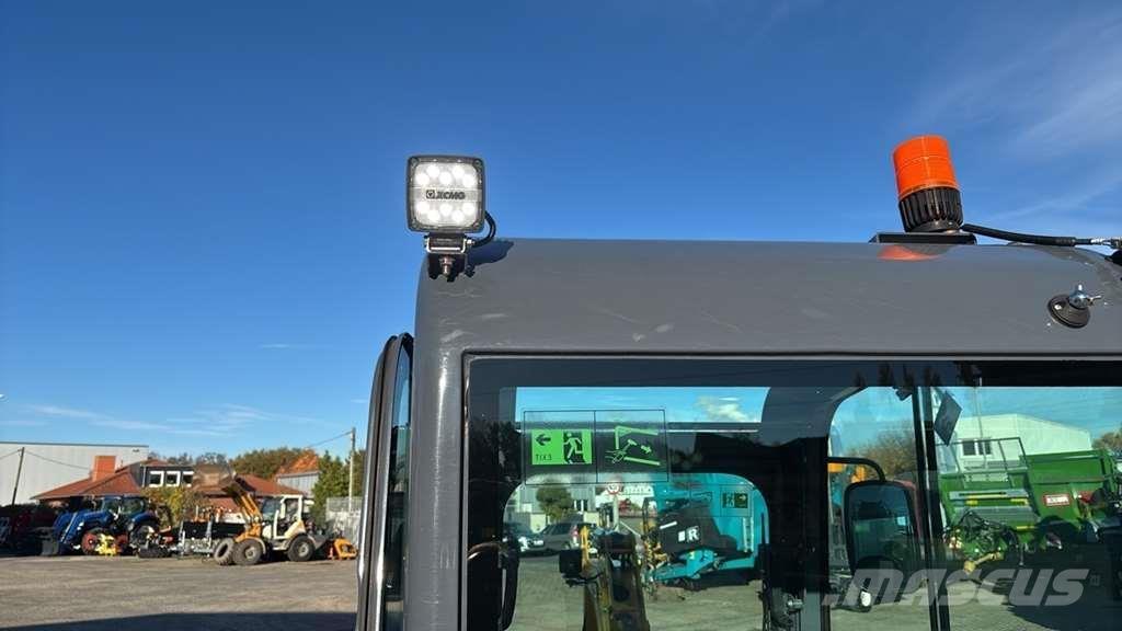 XCMG XE20E Miniescavatori