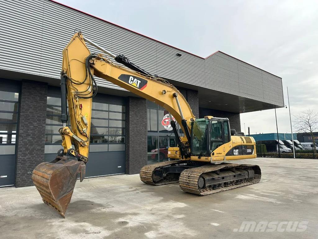 CAT 325 DL Escavatori cingolati