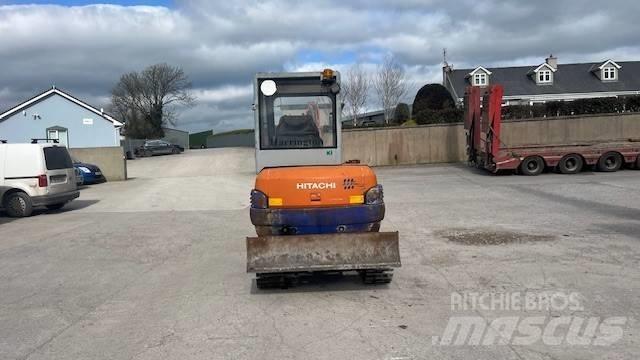 Hitachi EX 30 Miniescavatori