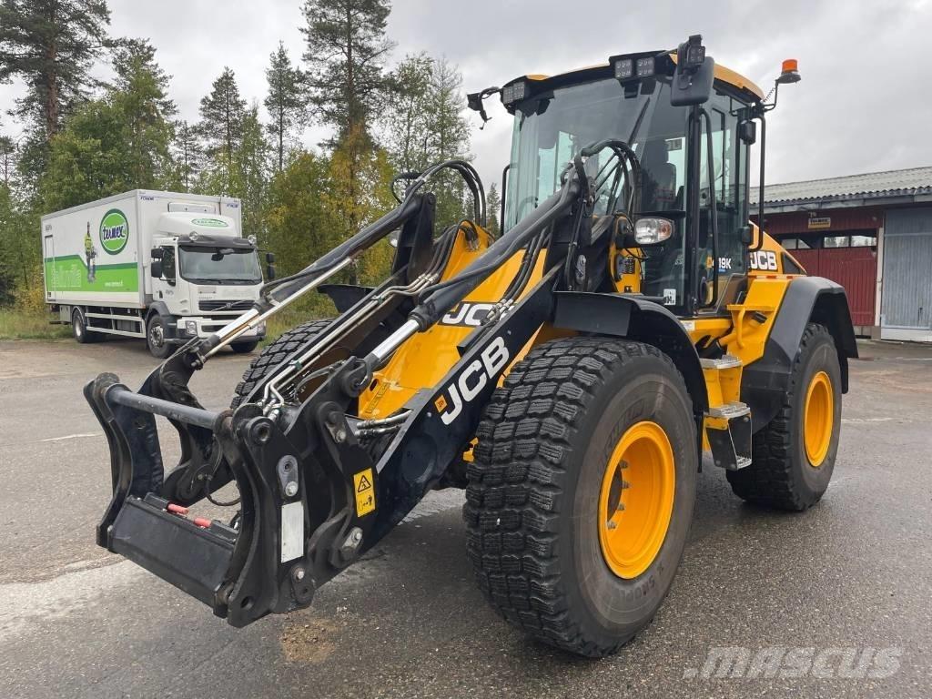 JCB 419 K Pale gommate