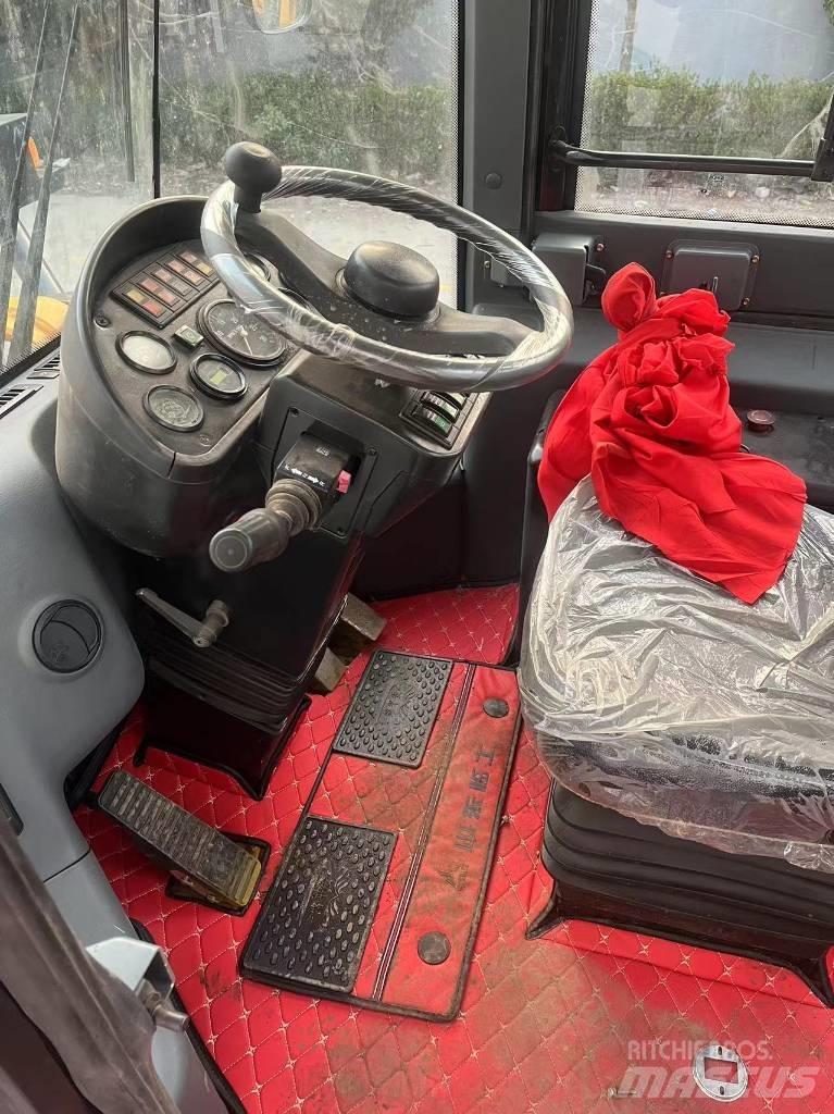 SDLG 958L Pale gommate