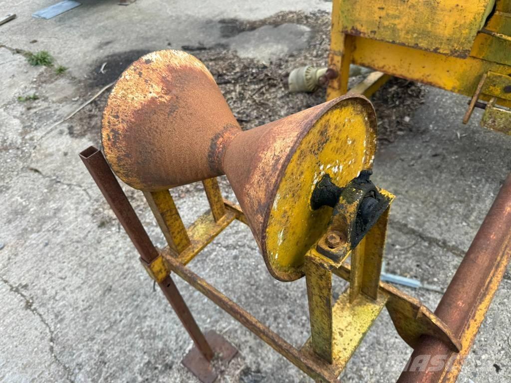  Cundy Peeler Cippatrice