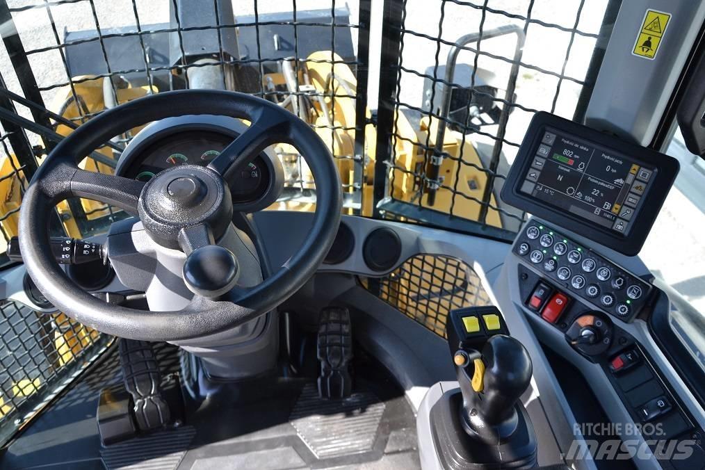 CAT 938 M Pale gommate
