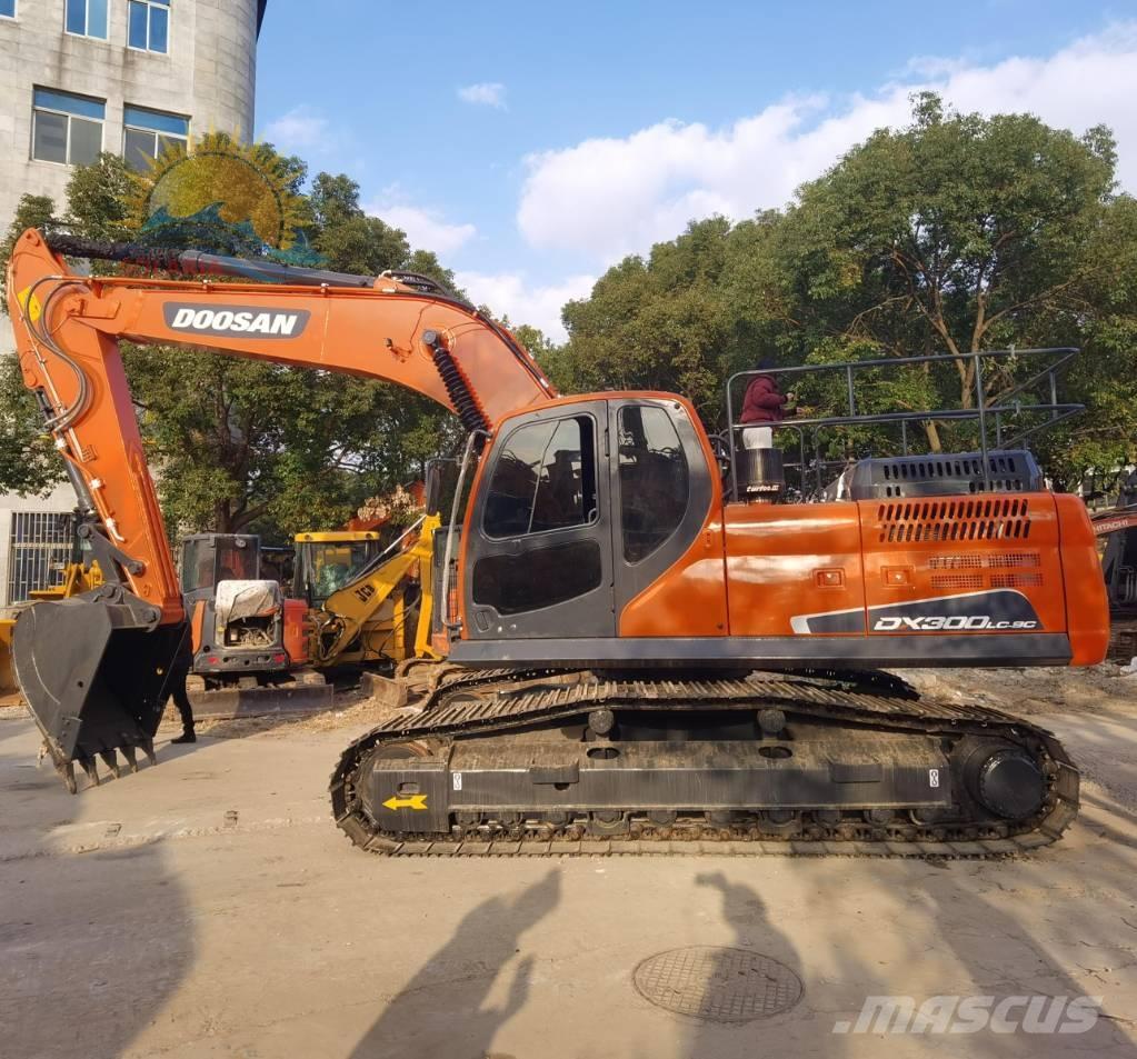 Doosan DX 300 LC Escavatori cingolati