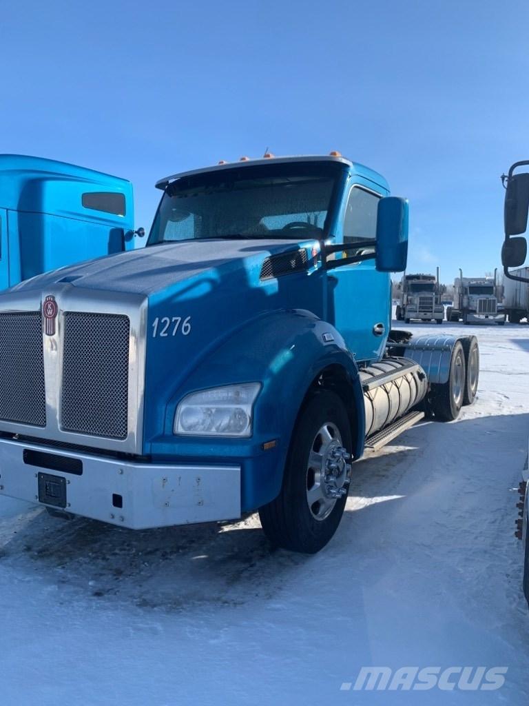 Kenworth T-880 Motrici e Trattori Stradali