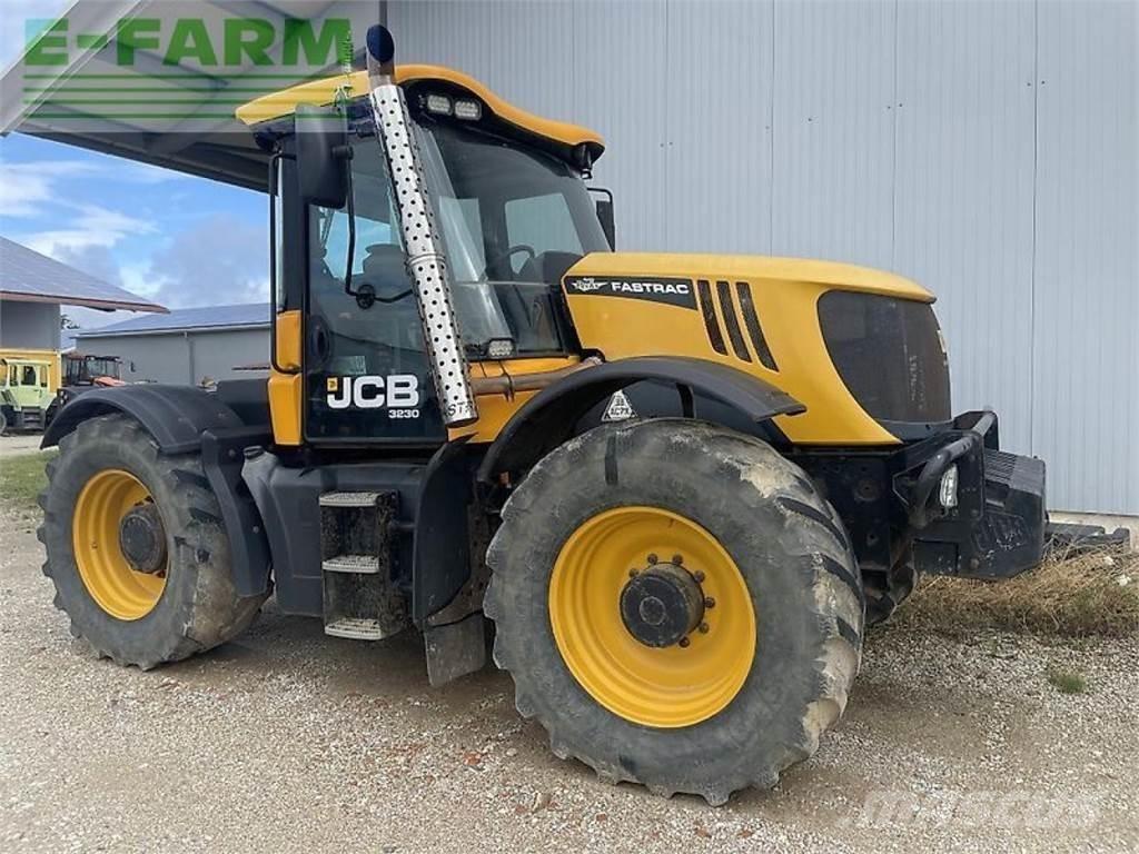 JCB fastrac 3230 Trattori