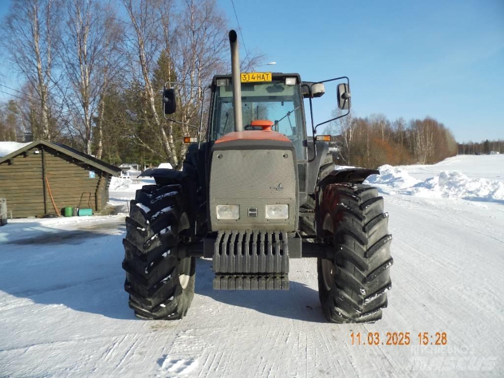 Valtra Valmet 8400 Trattori