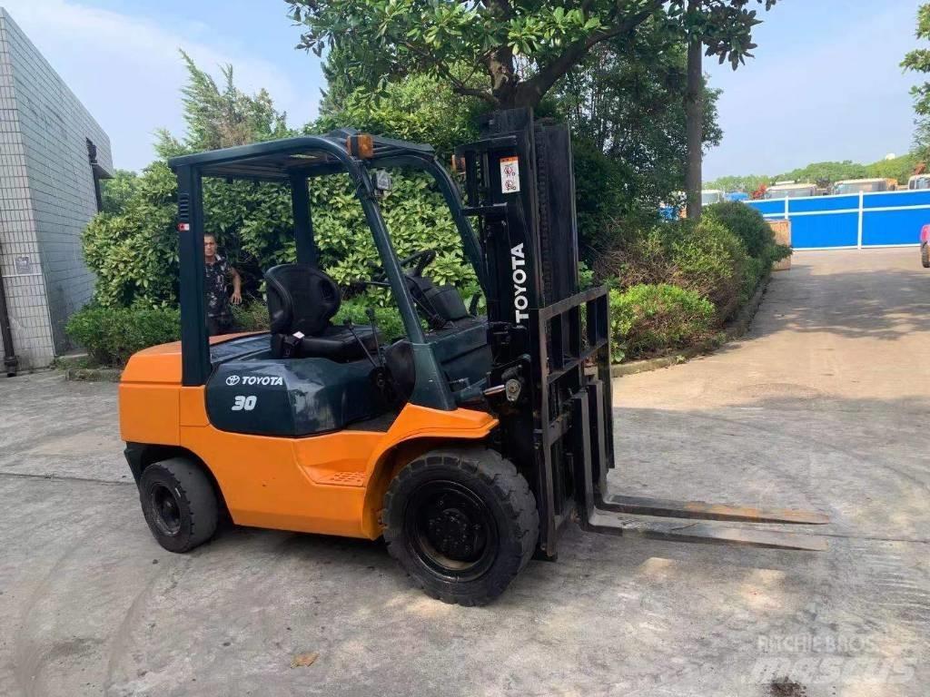 Toyota 30-5 FBL 25 Sollevatori telescopici