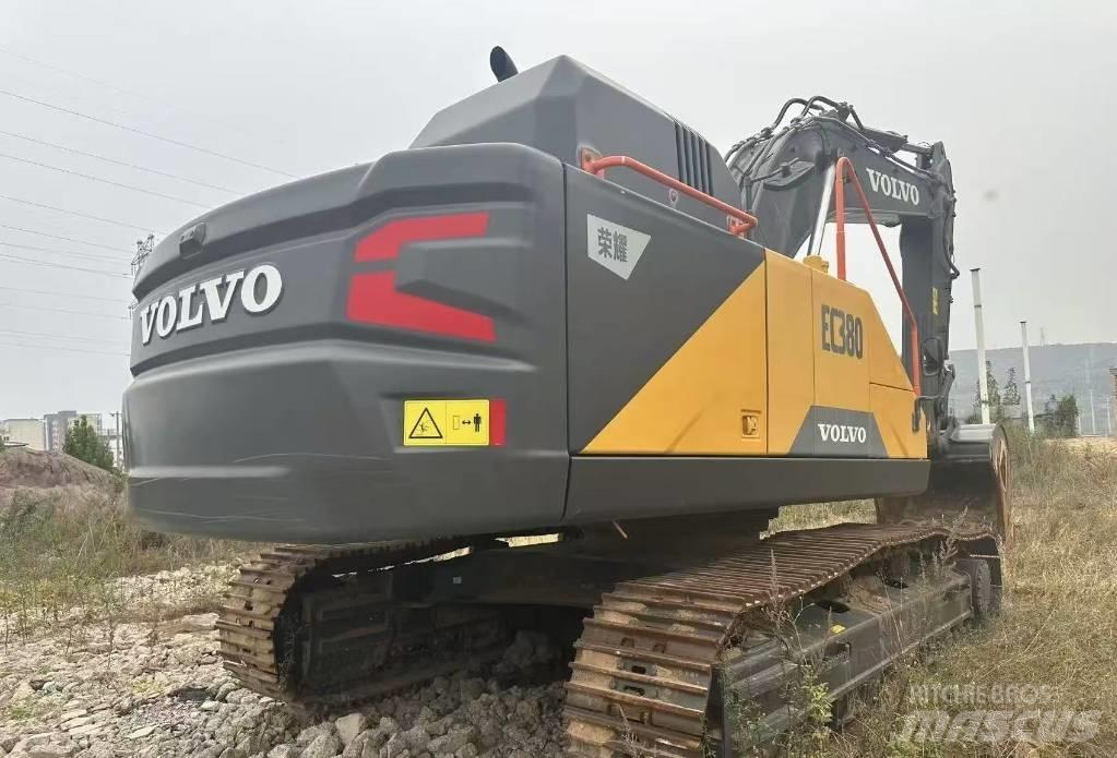 Volvo 380 Escavatori cingolati