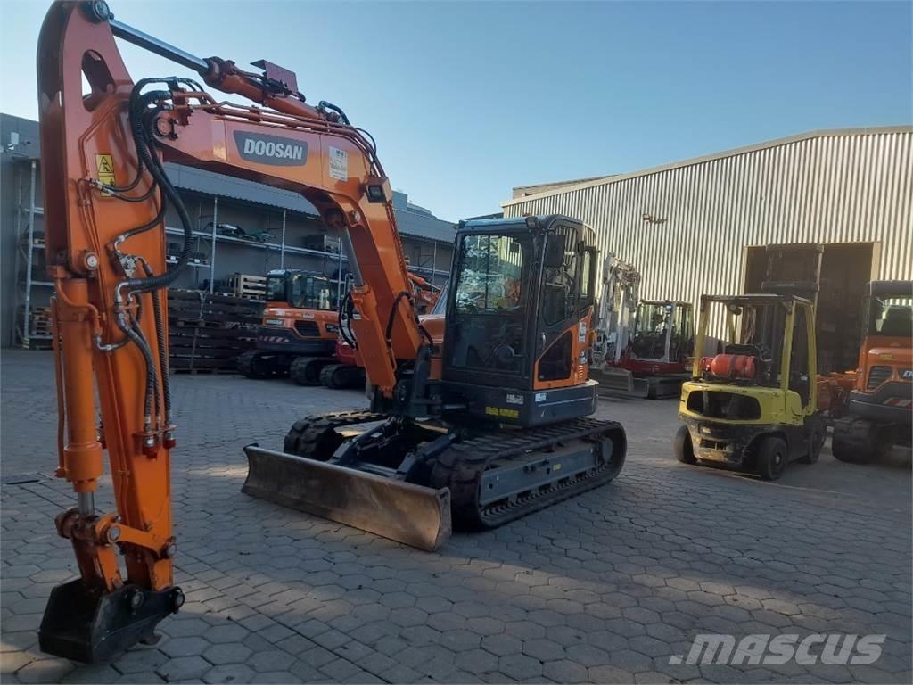 Doosan DX85R-3 Escavatori medi 7t - 12t
