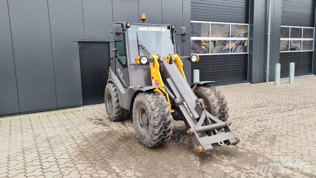 Mecalac AX 850 Pale gommate