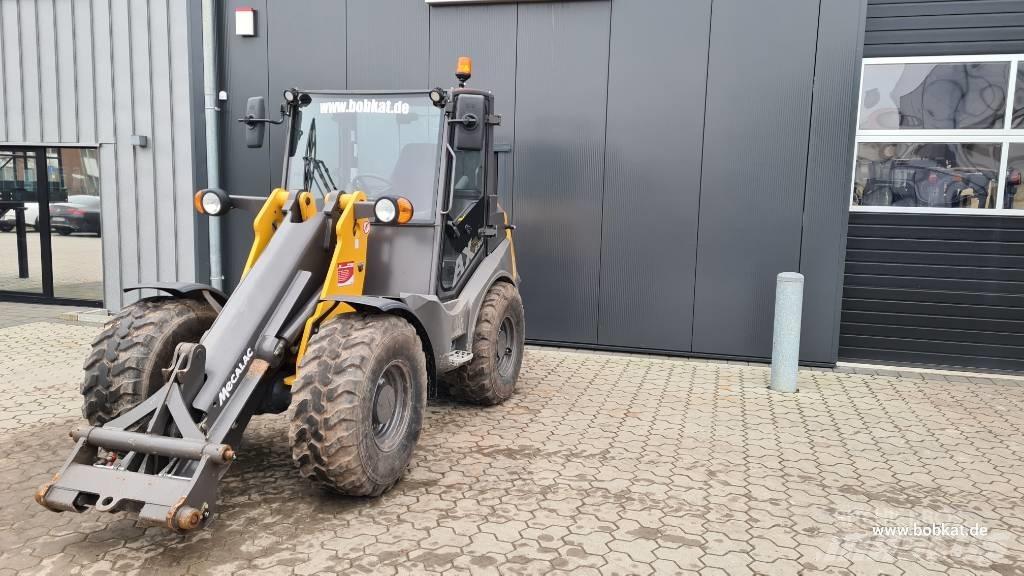 Mecalac AX 850 Pale gommate