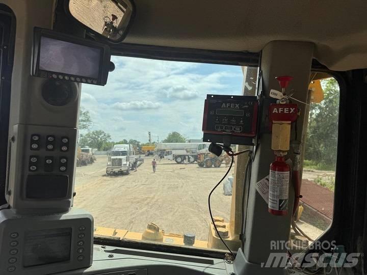 CAT D 8 T WDA Dozer cingolati