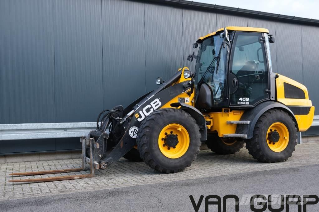 JCB 409 | 2023 | 548h Pale gommate