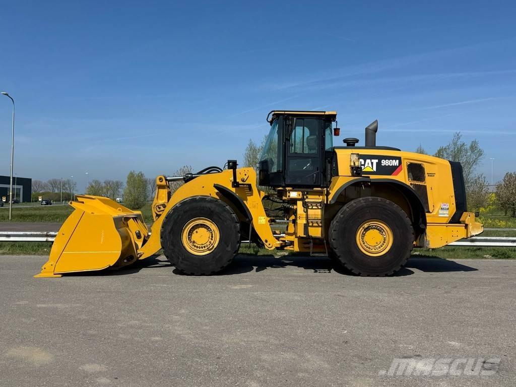 CAT 980M Pale gommate