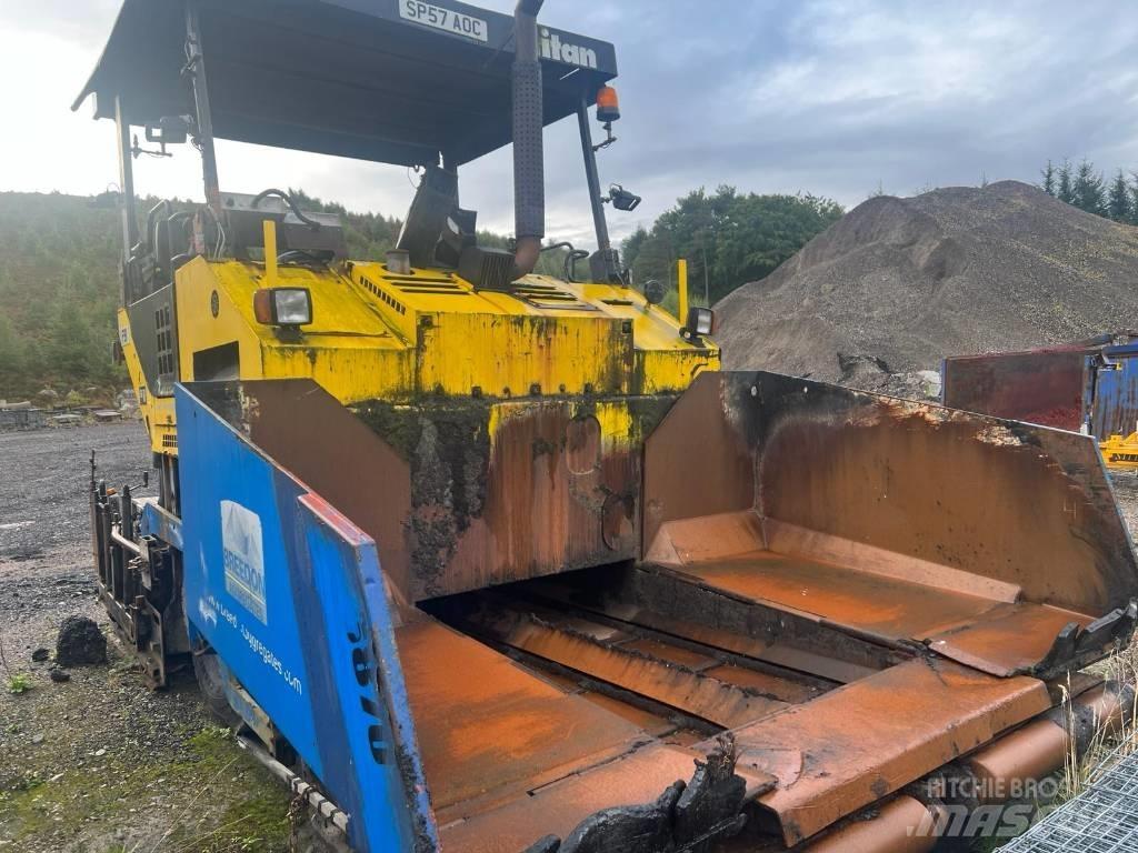 Titan 6870 Paver Finitrici