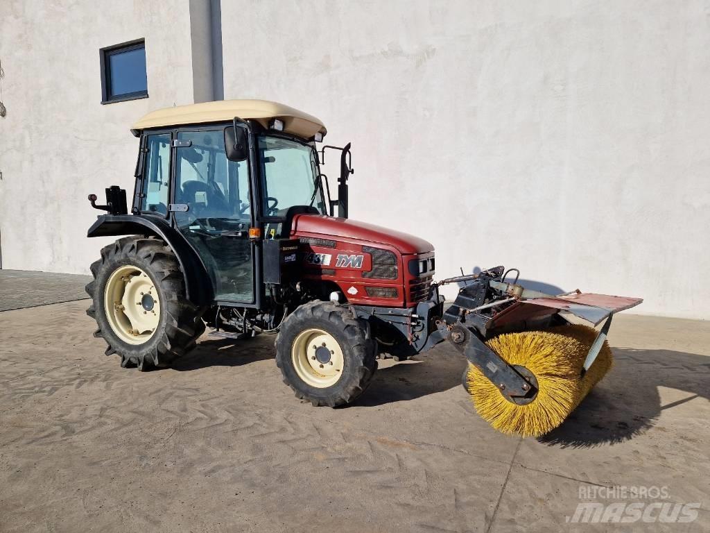 TYM T431 P569 Trattori