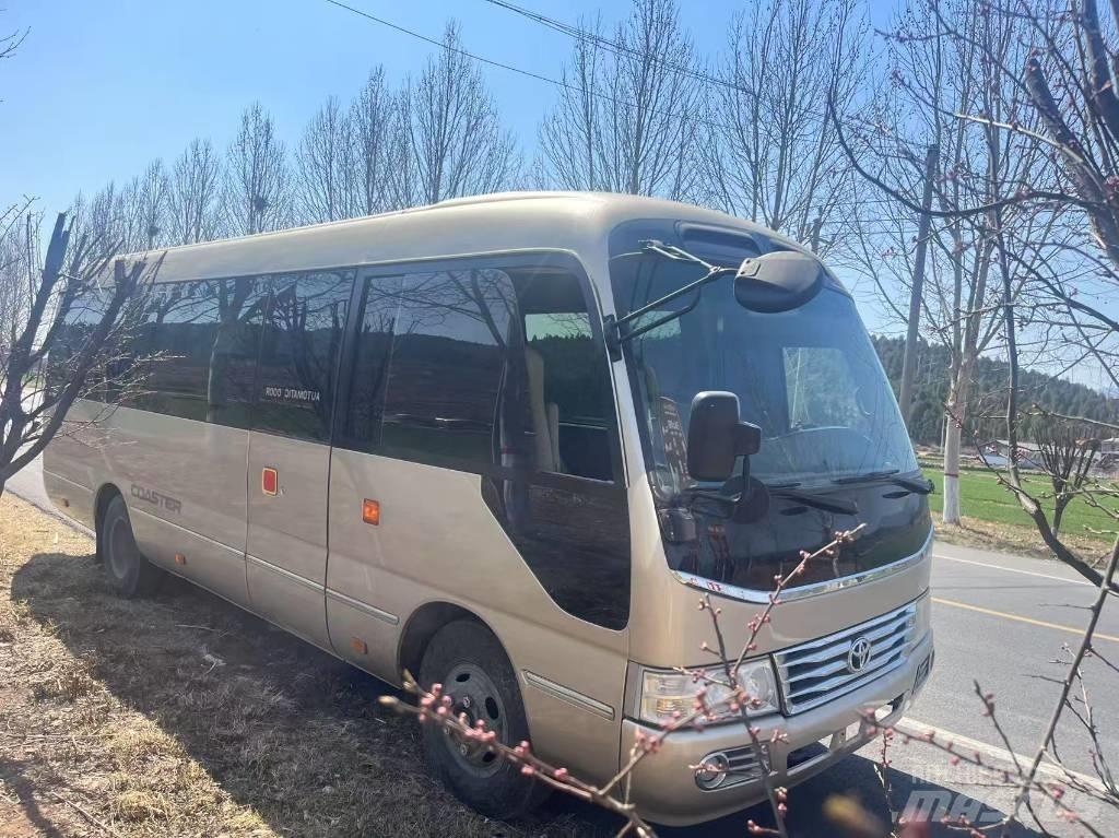 Toyota Coaster Autobus interurbani