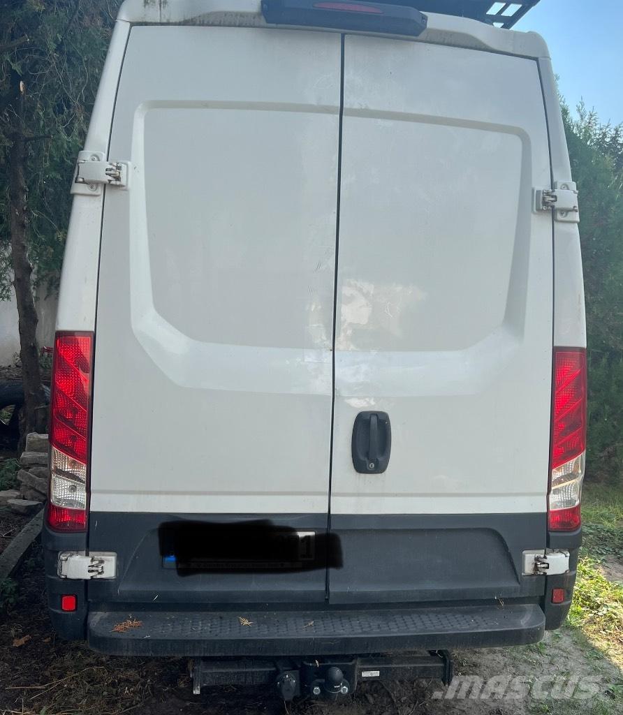 Iveco Daily 35S15 Furgone chiuso