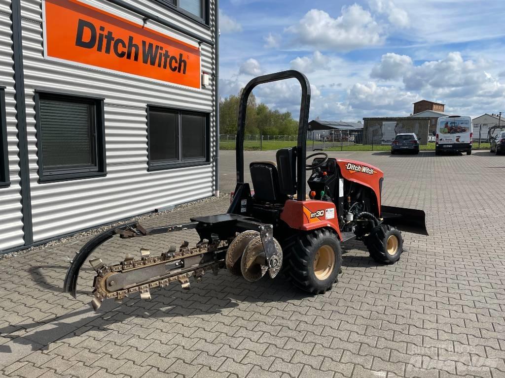 Ditch Witch RT 30 Scavafossi