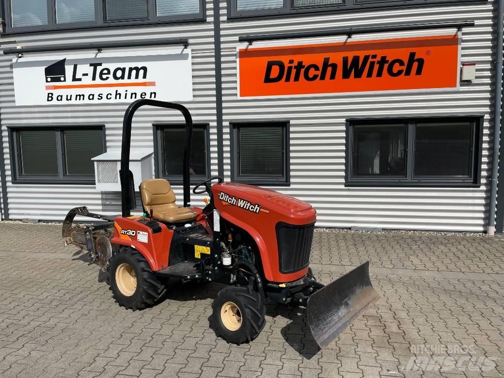 Ditch Witch RT 30 Scavafossi