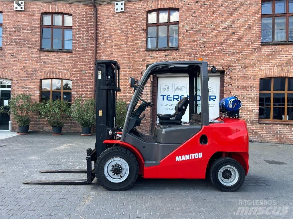 Manitou MI 40 G Carrelli elevatori GPL