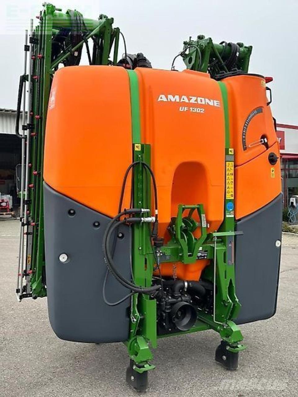Amazone uf 1302 Irroratrici trainate