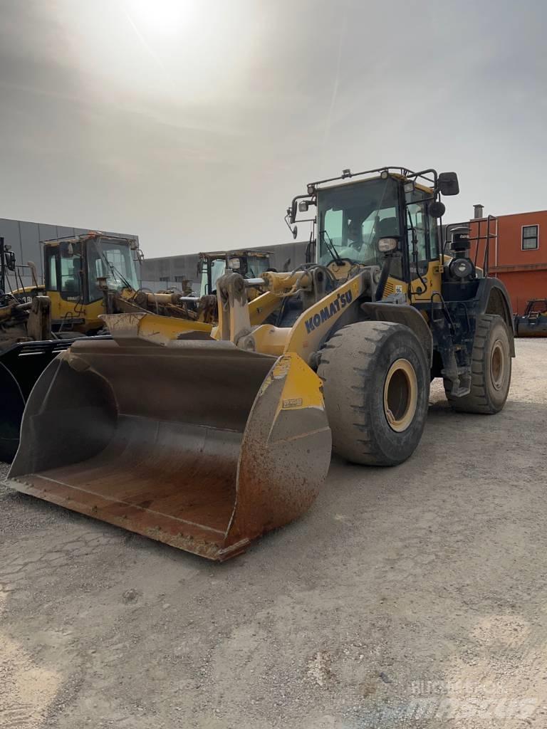 Komatsu WA 380-8 Pale gommate