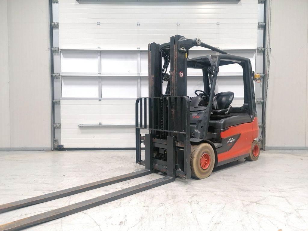 Linde E30L-01 Carrelli elevatori elettrici