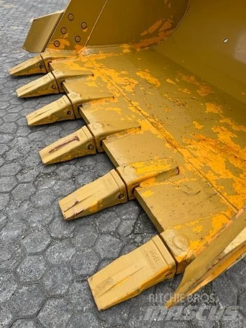 CAT 374 lre Bucket Benne