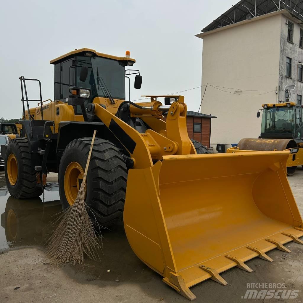 SDLG LG 956 L Pale gommate