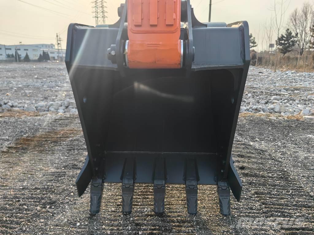 Doosan DX225 Escavatori cingolati