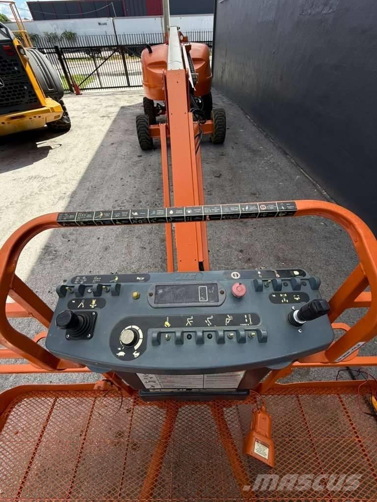JLG 460 SJ Piattaforme a braccio telescopico