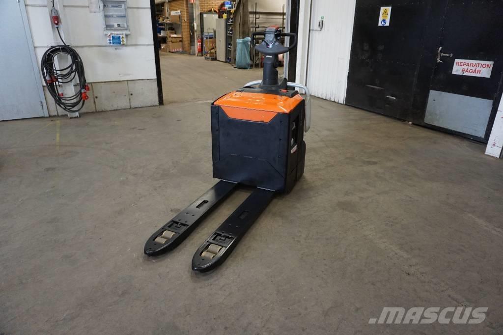 Toyota LPE220 Carrelli elevatori bassi a piattaforma