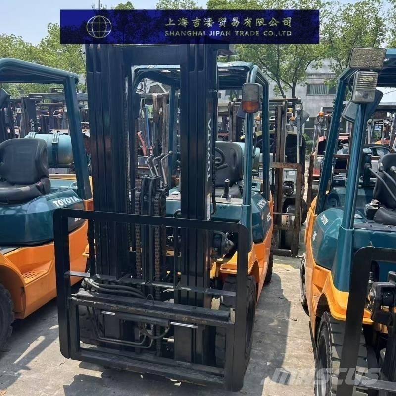 Toyota 7 FGU 25 Carrelli elevatori diesel