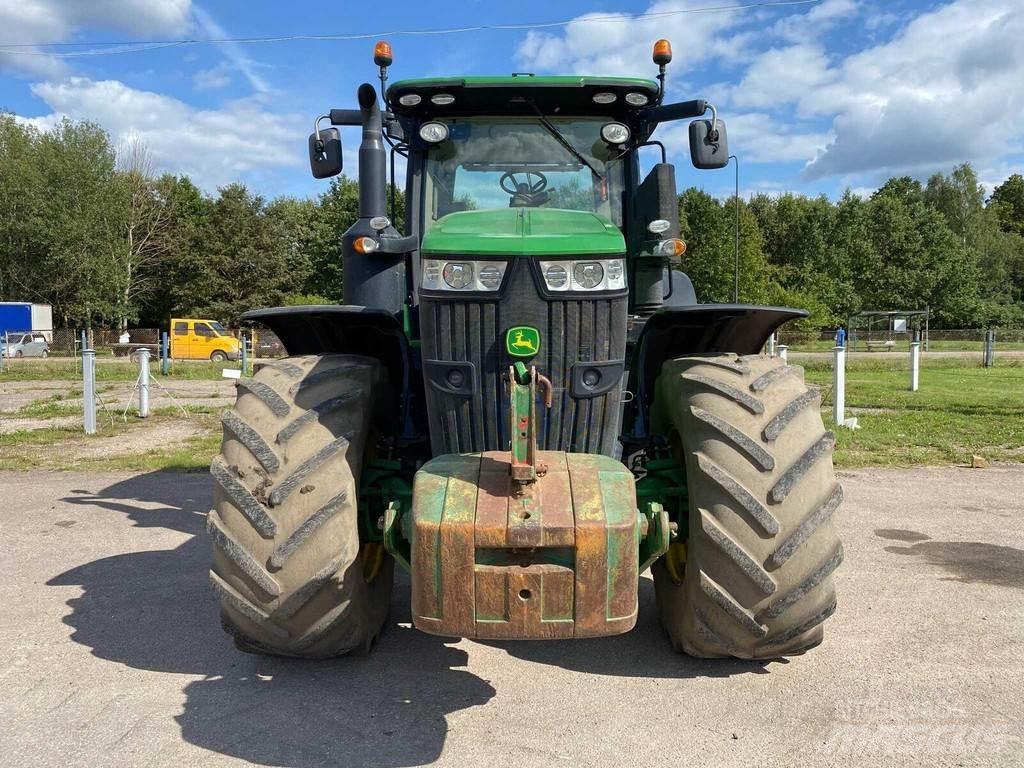 John Deere 7310R Trattori