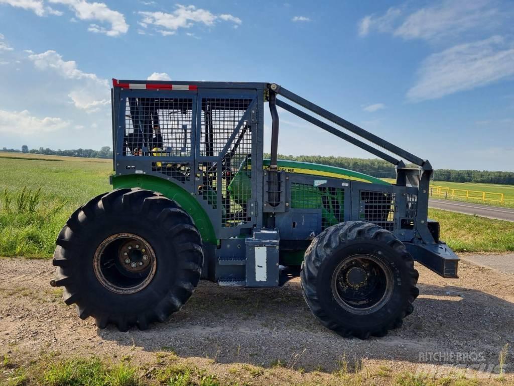 John Deere 5100 M Altri mezzi forestali