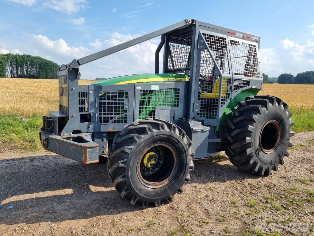 John Deere 5100 M Altri mezzi forestali